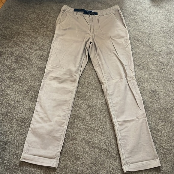 Southern Tide Campsite Buckle Corduroy Pants Size M/34L - Picture 2 of 13